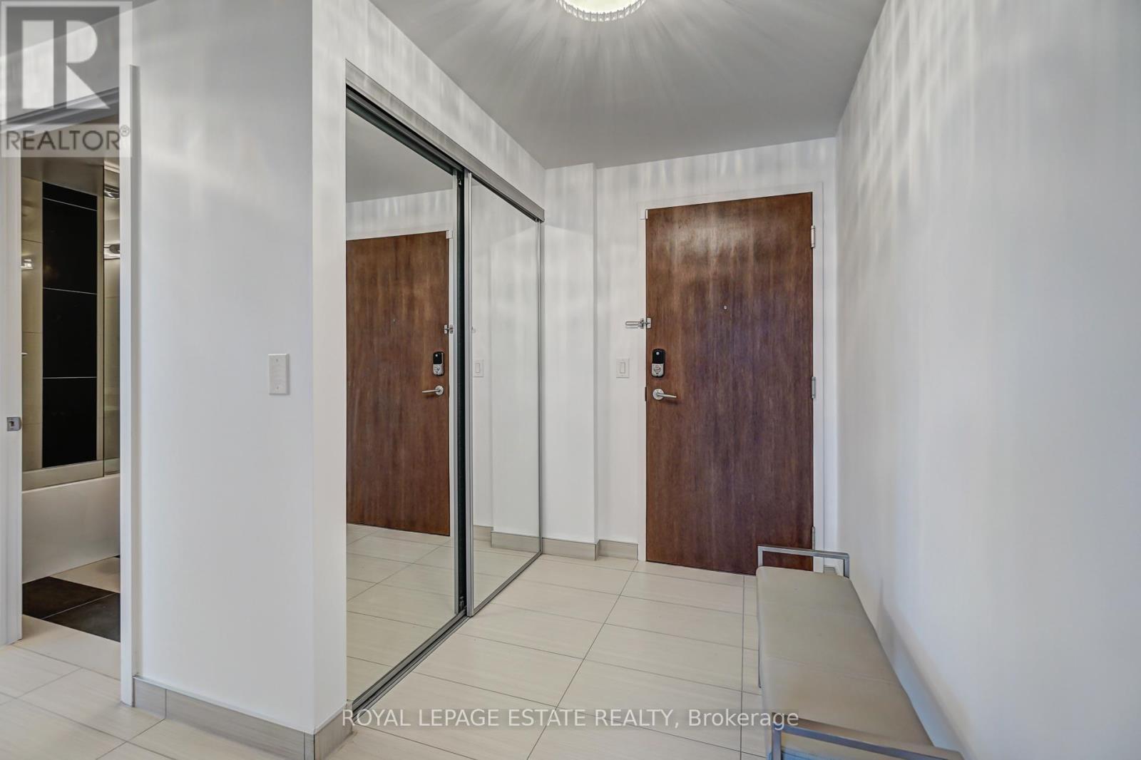 A307 - 241 Sea Ray Avenue, Innisfil, Ontario  L9S 0L9 - Photo 17 - N13026294