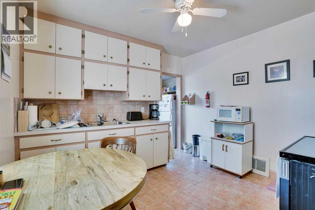 231 11a Street Ne, Calgary, Alberta  T2E 4P1 - Photo 12 - A2301064