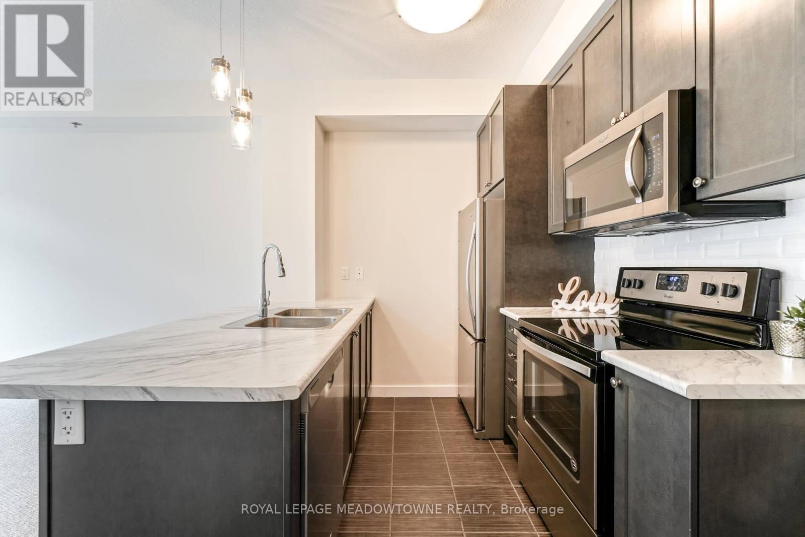 402 - 2486 Old Bronte Road, Oakville, Ontario  L6M 0Y4 - Photo 12 - W13026308