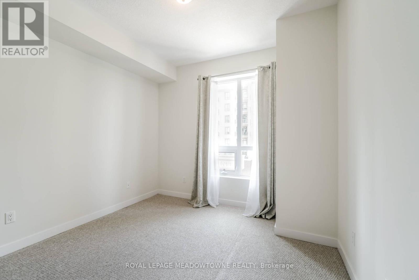 402 - 2486 Old Bronte Road, Oakville, Ontario  L6M 0Y4 - Photo 15 - W13026308