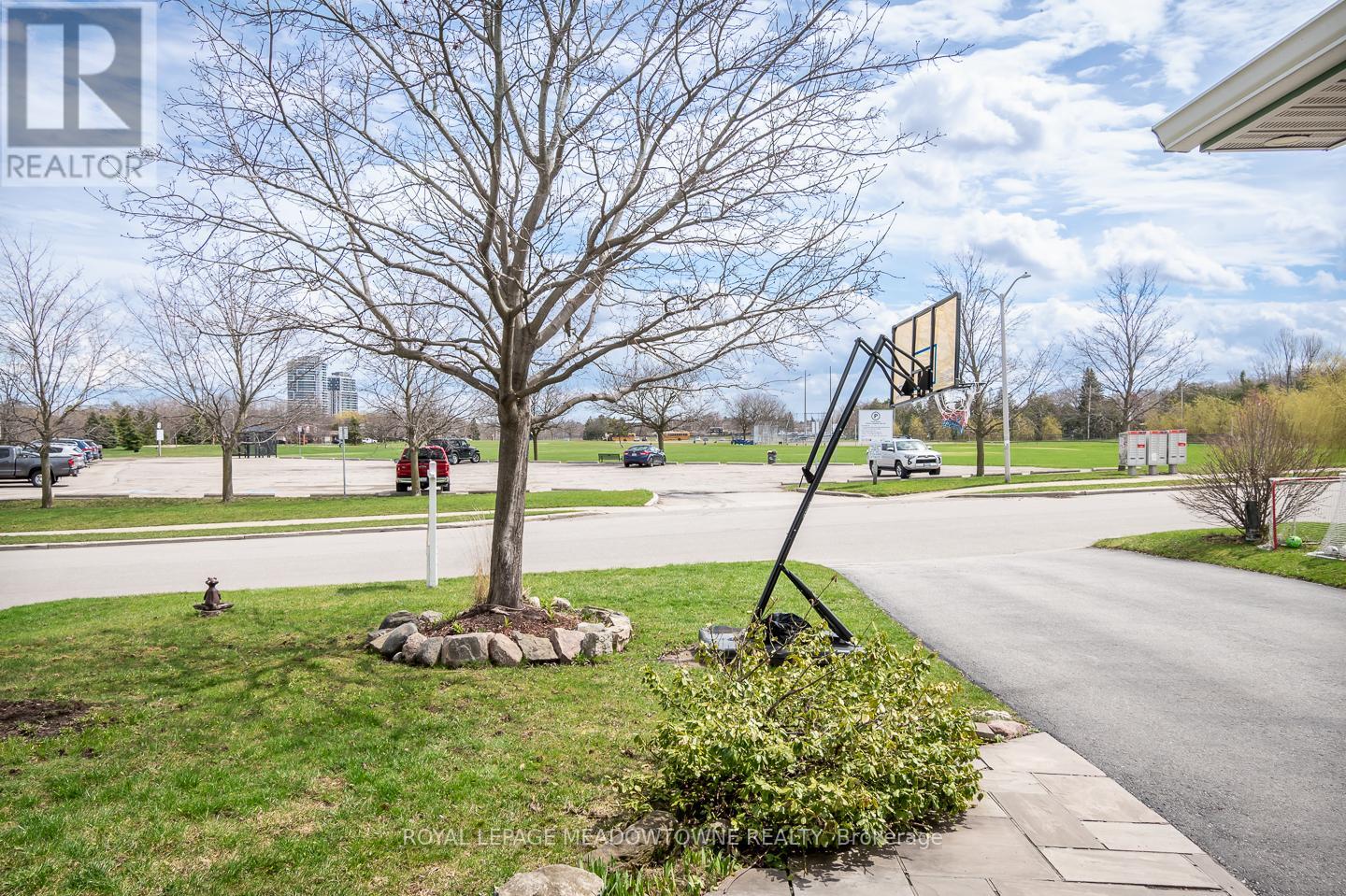 289 Parkway Drive W, Milton, Ontario  L9T 1A7 - Photo 7 - W13026328