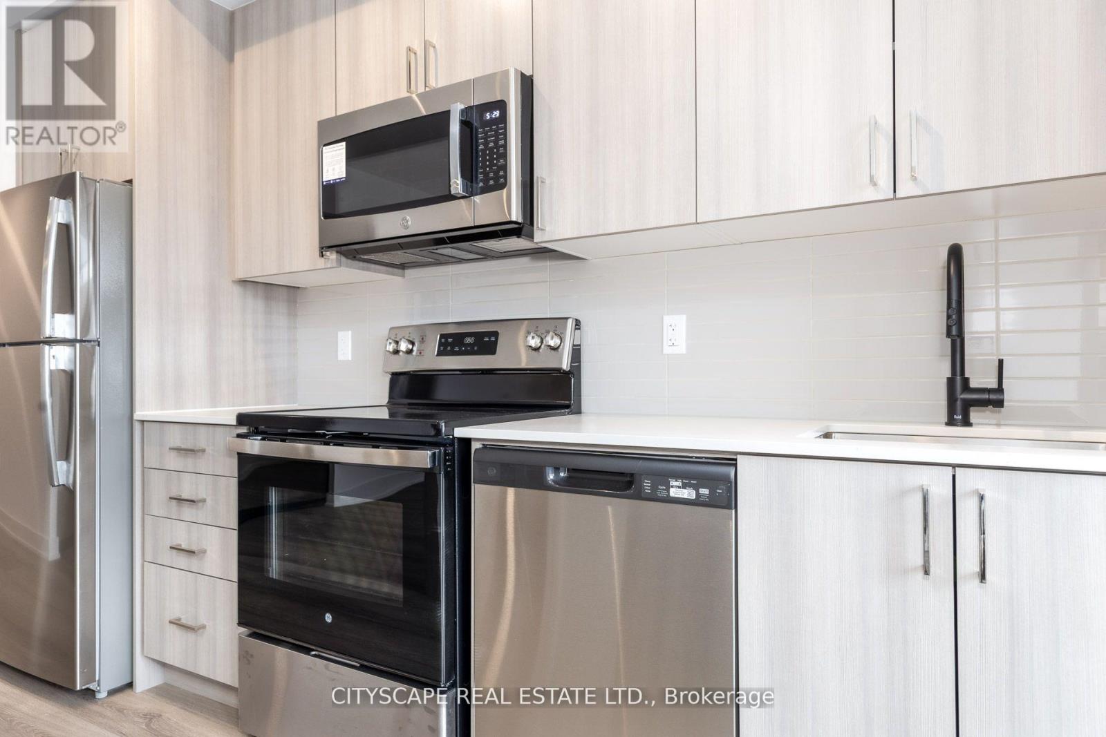805 - 758 Dovercourt Road W, Toronto, Ontario  M6H 1L8 - Photo 12 - W13026374