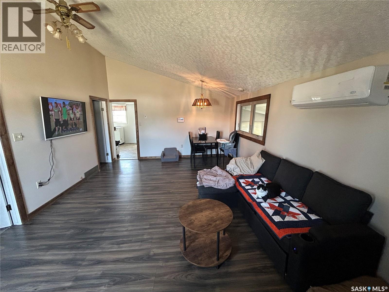 730 Isabelle Street, Estevan, Saskatchewan  S4A 1P9 - Photo 8 - SK033555