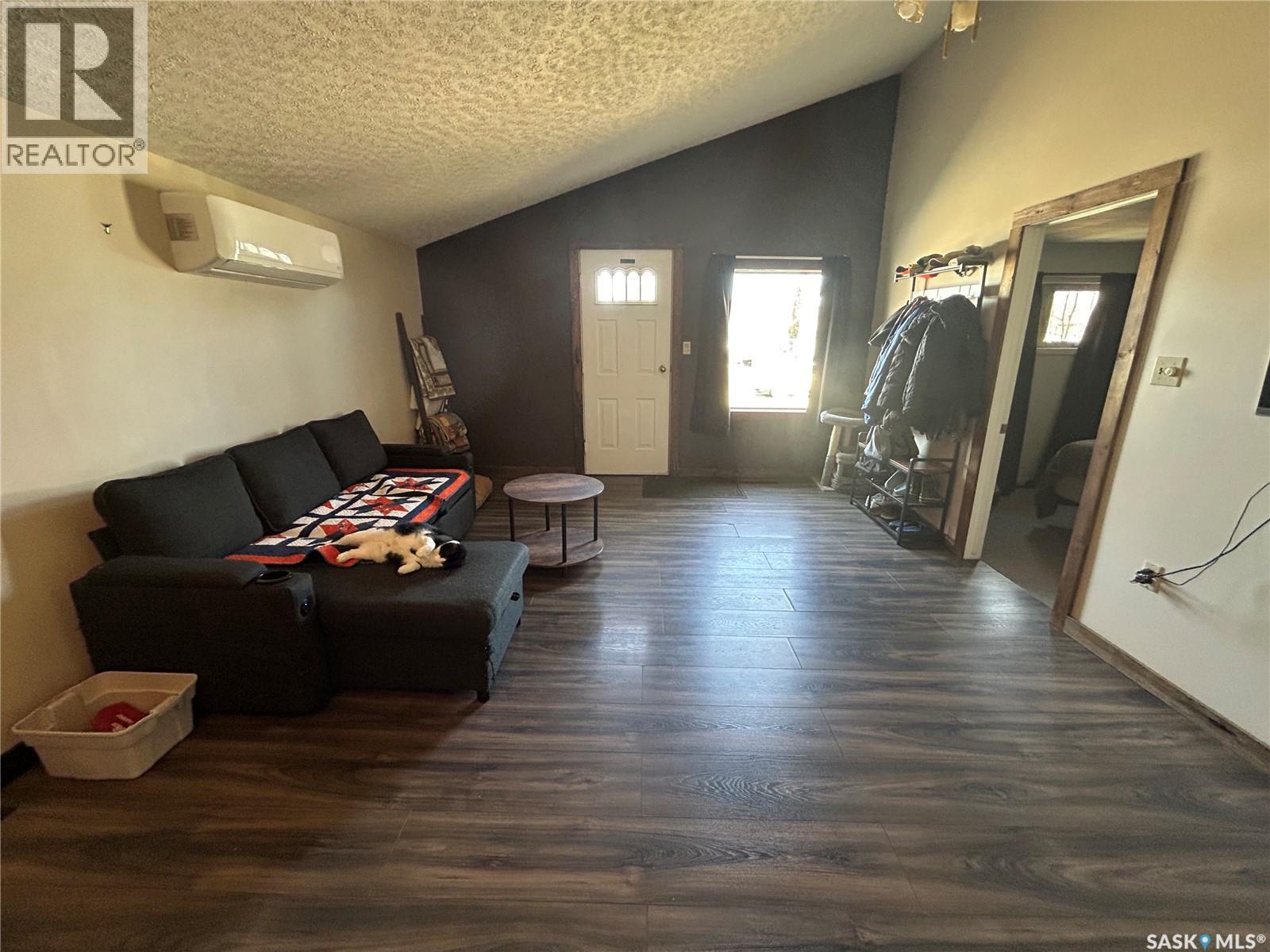 730 Isabelle Street, Estevan, Saskatchewan  S4A 1P9 - Photo 9 - SK033555