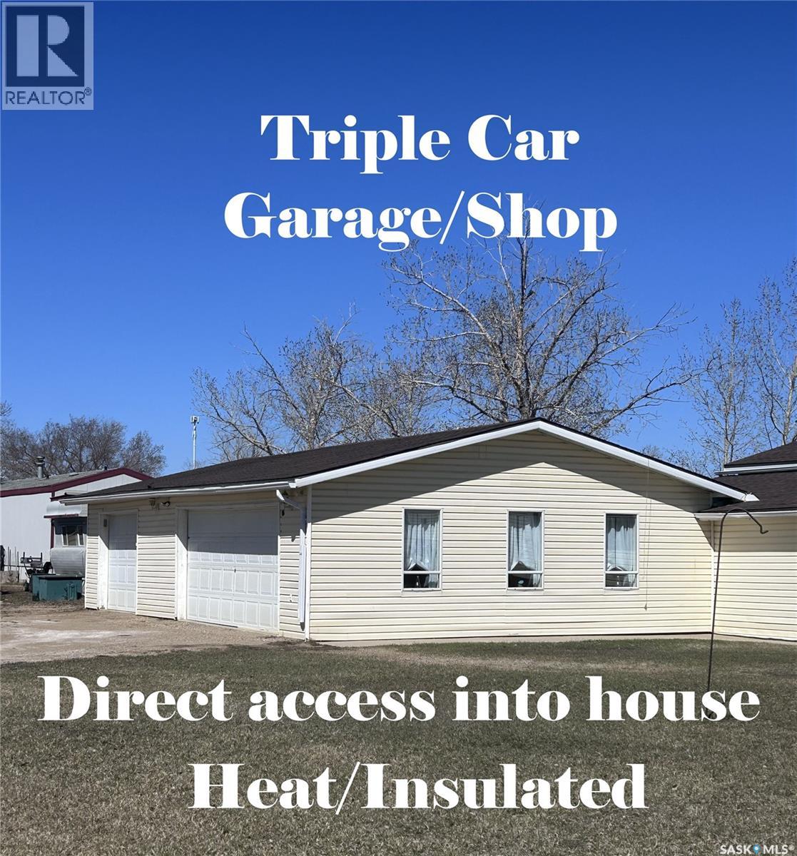 301 Willow Park Green, Estevan, Saskatchewan  S4A 2R9 - Photo 2 - SK033531