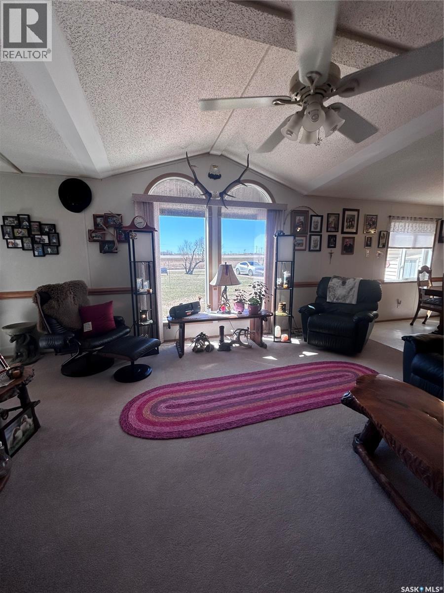 301 Willow Park Green, Estevan, Saskatchewan  S4A 2R9 - Photo 21 - SK033531