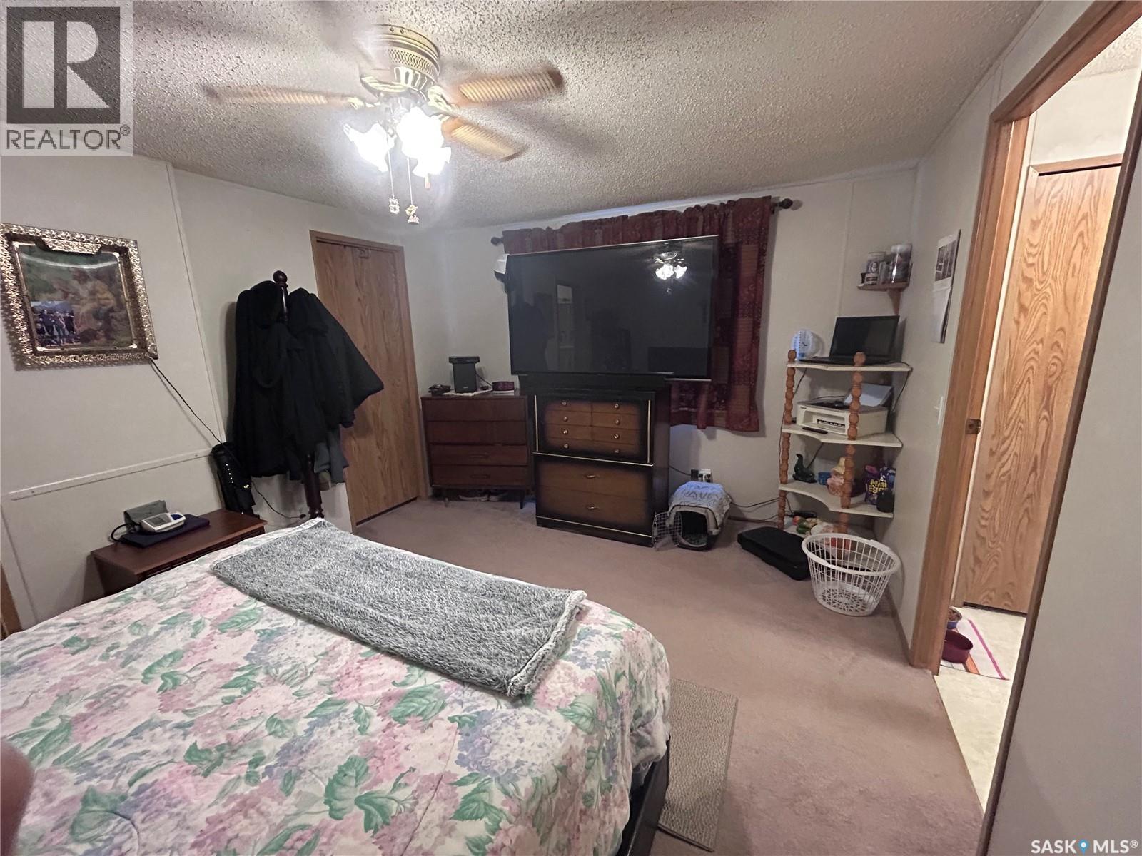 301 Willow Park Green, Estevan, Saskatchewan  S4A 2R9 - Photo 29 - SK033531