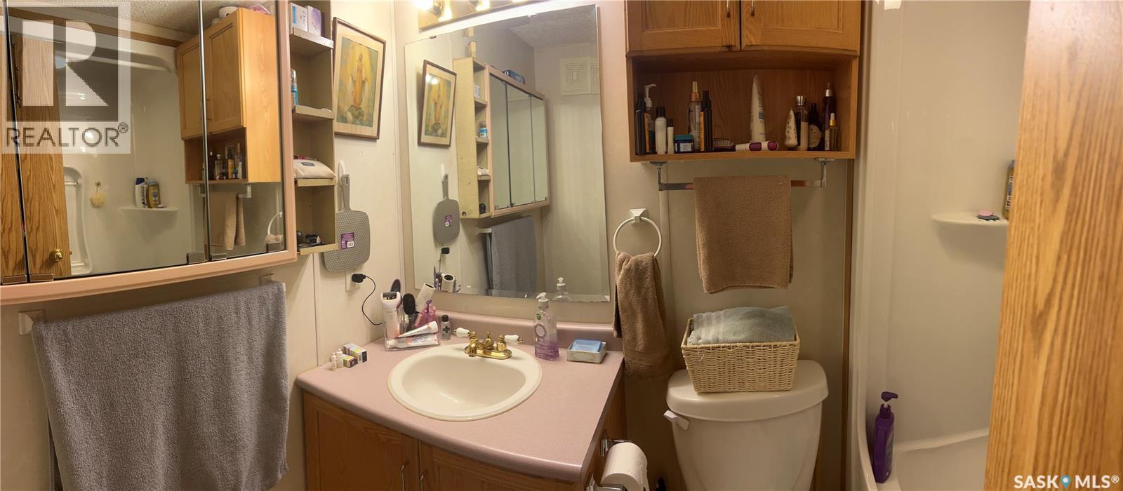 301 Willow Park Green, Estevan, Saskatchewan  S4A 2R9 - Photo 33 - SK033531