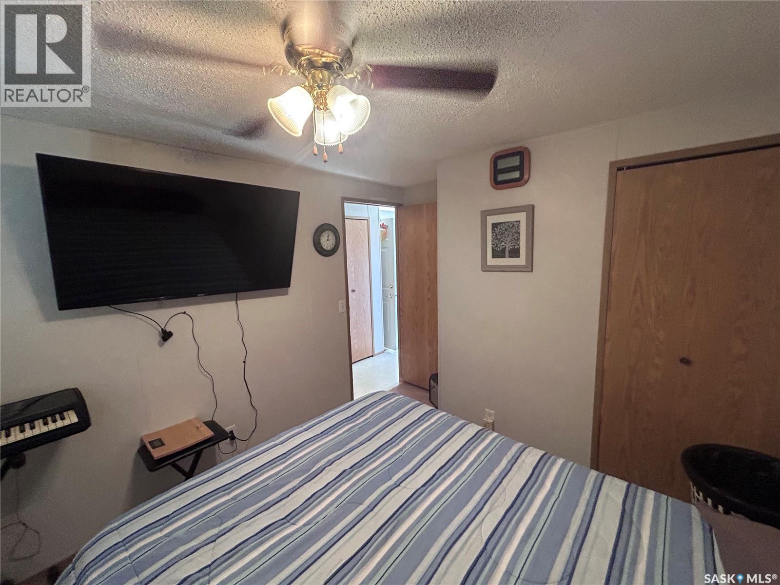 301 Willow Park Green, Estevan, Saskatchewan  S4A 2R9 - Photo 37 - SK033531