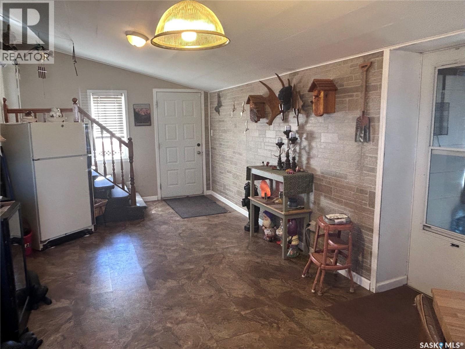 301 Willow Park Green, Estevan, Saskatchewan  S4A 2R9 - Photo 4 - SK033531