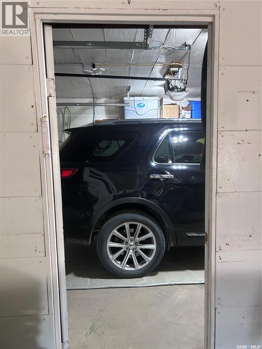 301 Willow Park Green, Estevan, Saskatchewan  S4A 2R9 - Photo 42 - SK033531