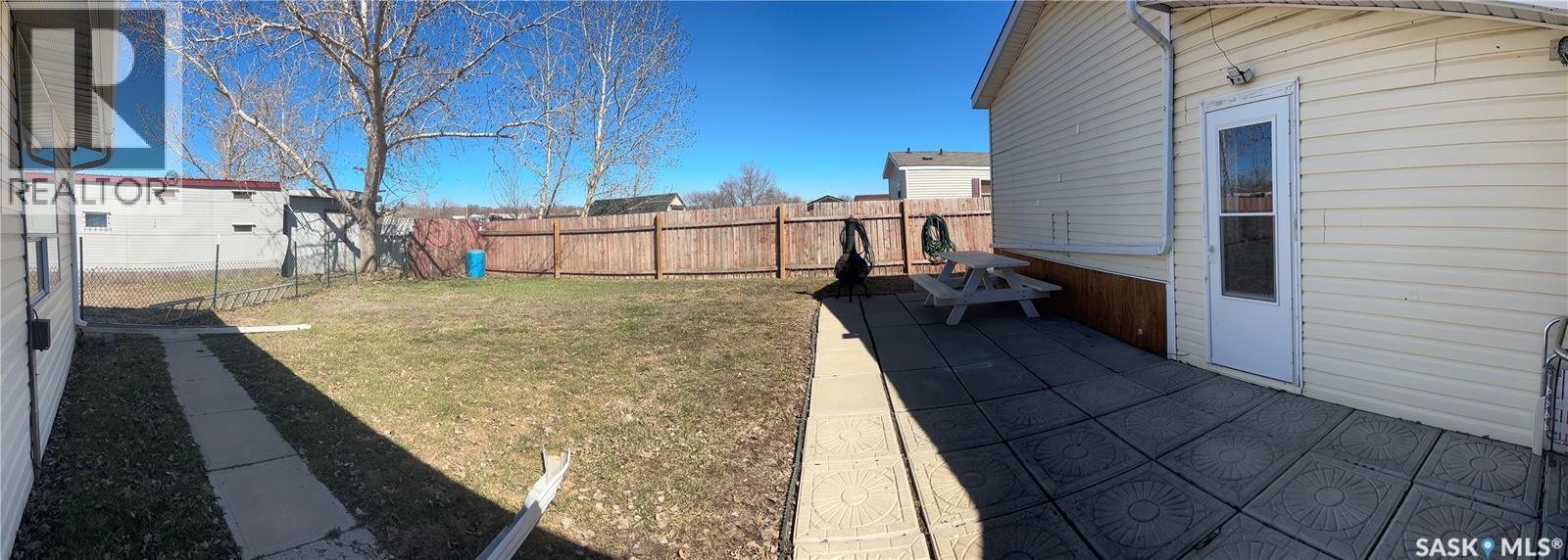 301 Willow Park Green, Estevan, Saskatchewan  S4A 2R9 - Photo 45 - SK033531