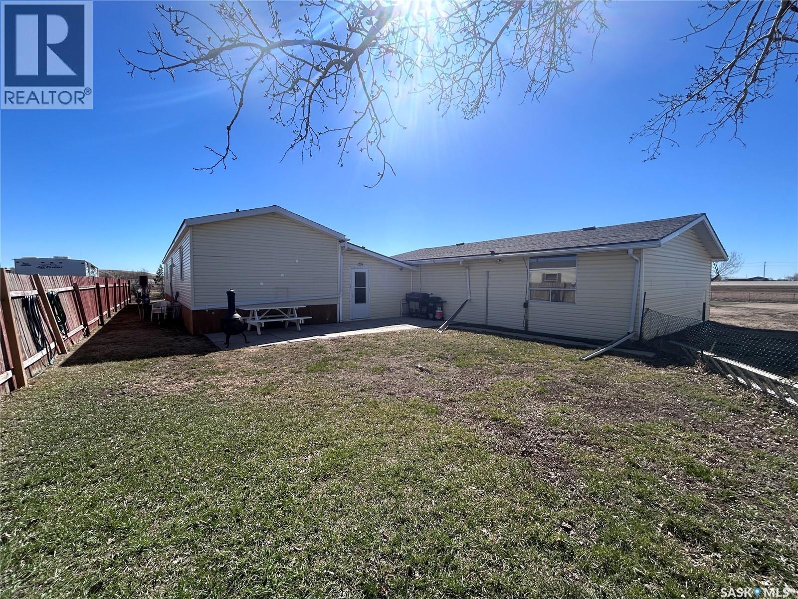 301 Willow Park Green, Estevan, Saskatchewan  S4A 2R9 - Photo 46 - SK033531