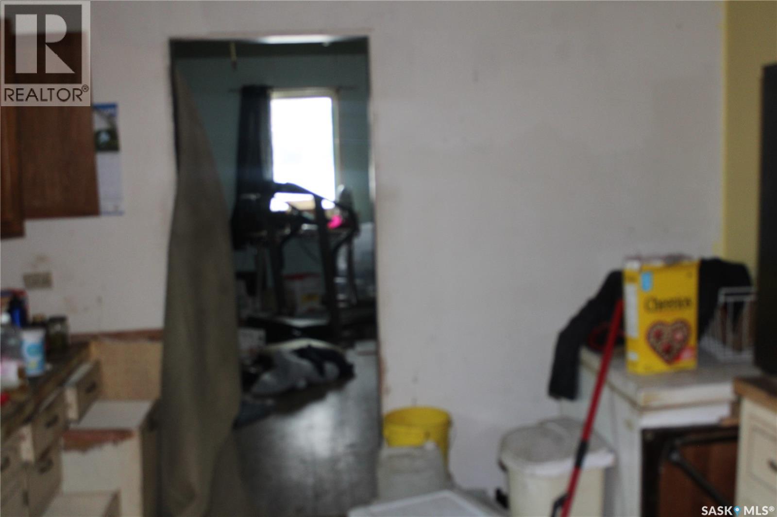 407 1st Avenue, Gerald, Saskatchewan  S0A 1B0 - Photo 4 - SK033525