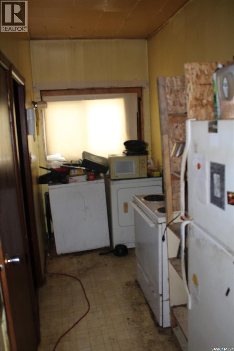 407 1st Avenue, Gerald, Saskatchewan  S0A 1B0 - Photo 8 - SK033525