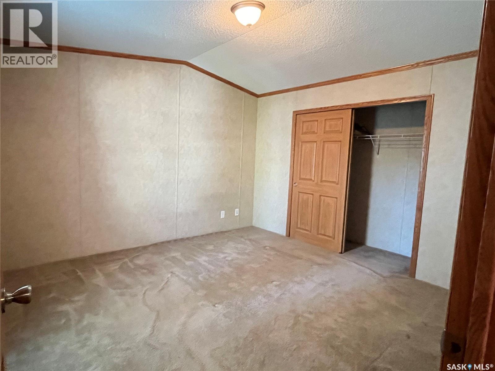 622 Bertrand Avenue, Radville, Saskatchewan  S0C 2G0 - Photo 10 - SK033434