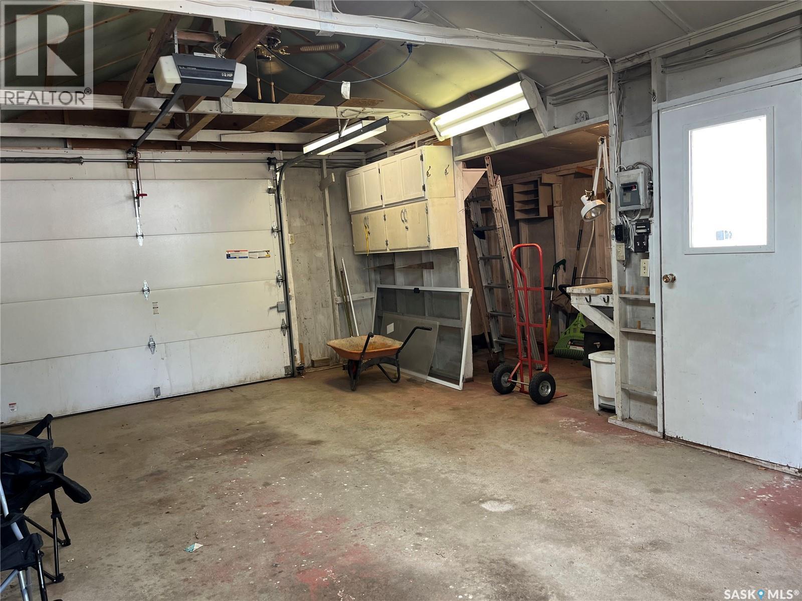 622 Bertrand Avenue, Radville, Saskatchewan  S0C 2G0 - Photo 18 - SK033434