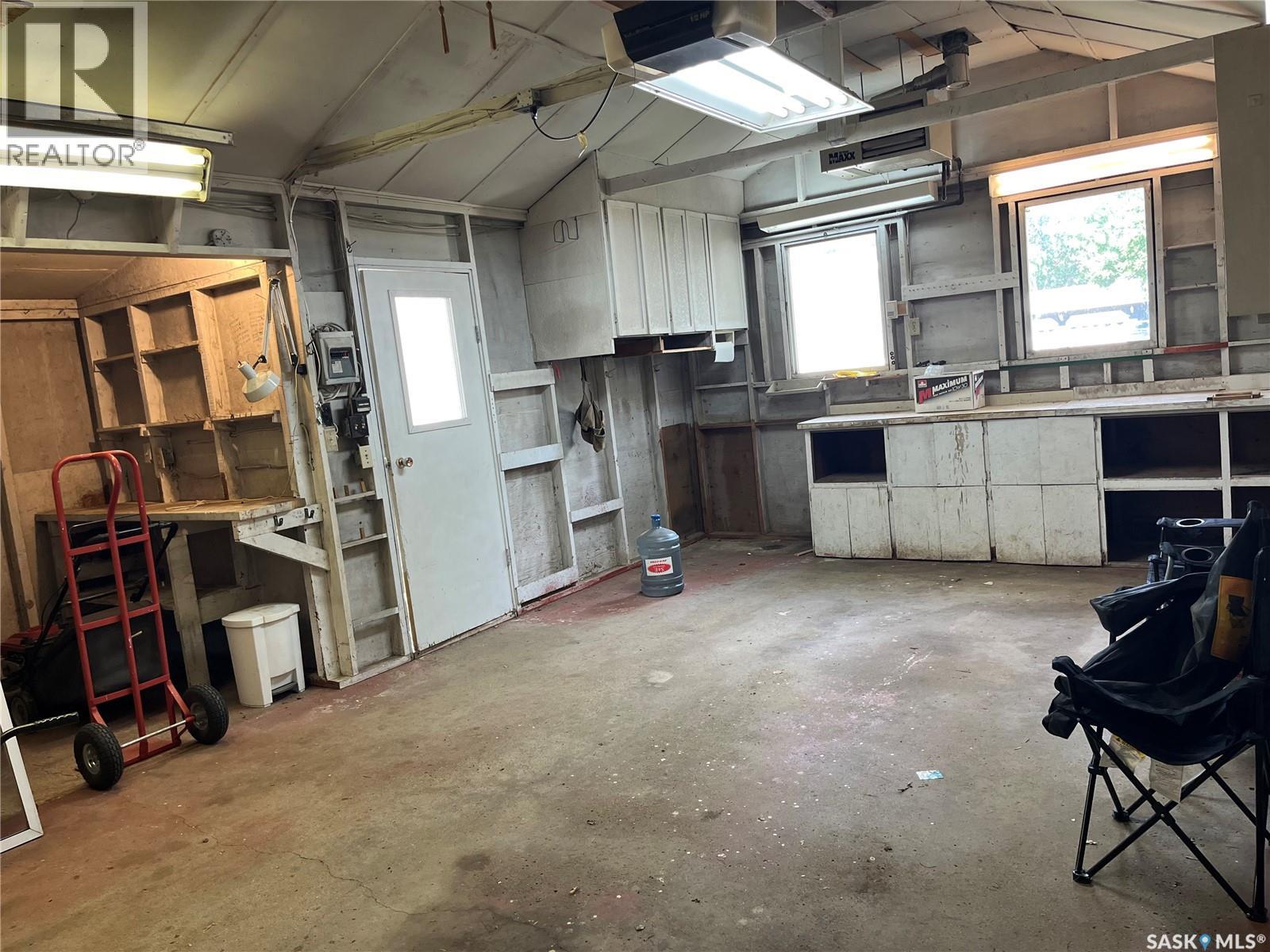 622 Bertrand Avenue, Radville, Saskatchewan  S0C 2G0 - Photo 19 - SK033434