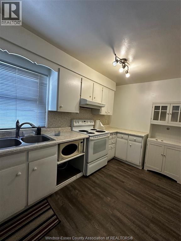 542 Charles, Windsor, Ontario  N8X 3G3 - Photo 3 - 26008804