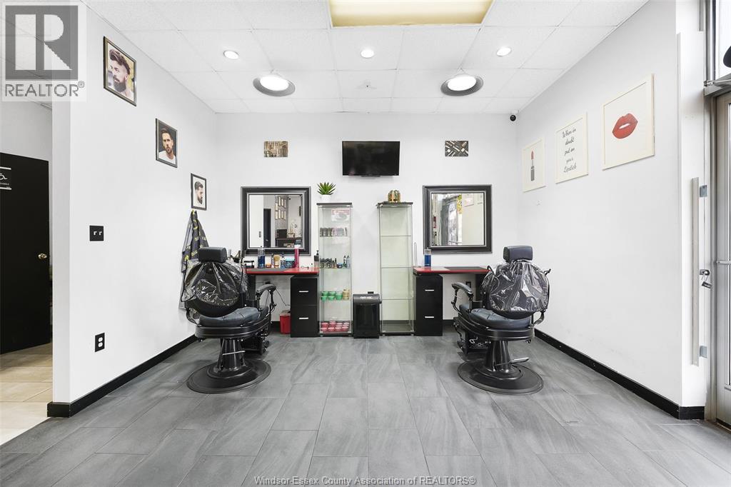 2822 Howard Unit# 2, Windsor, Ontario  N8X 3Y2 - Photo 4 - 26008480