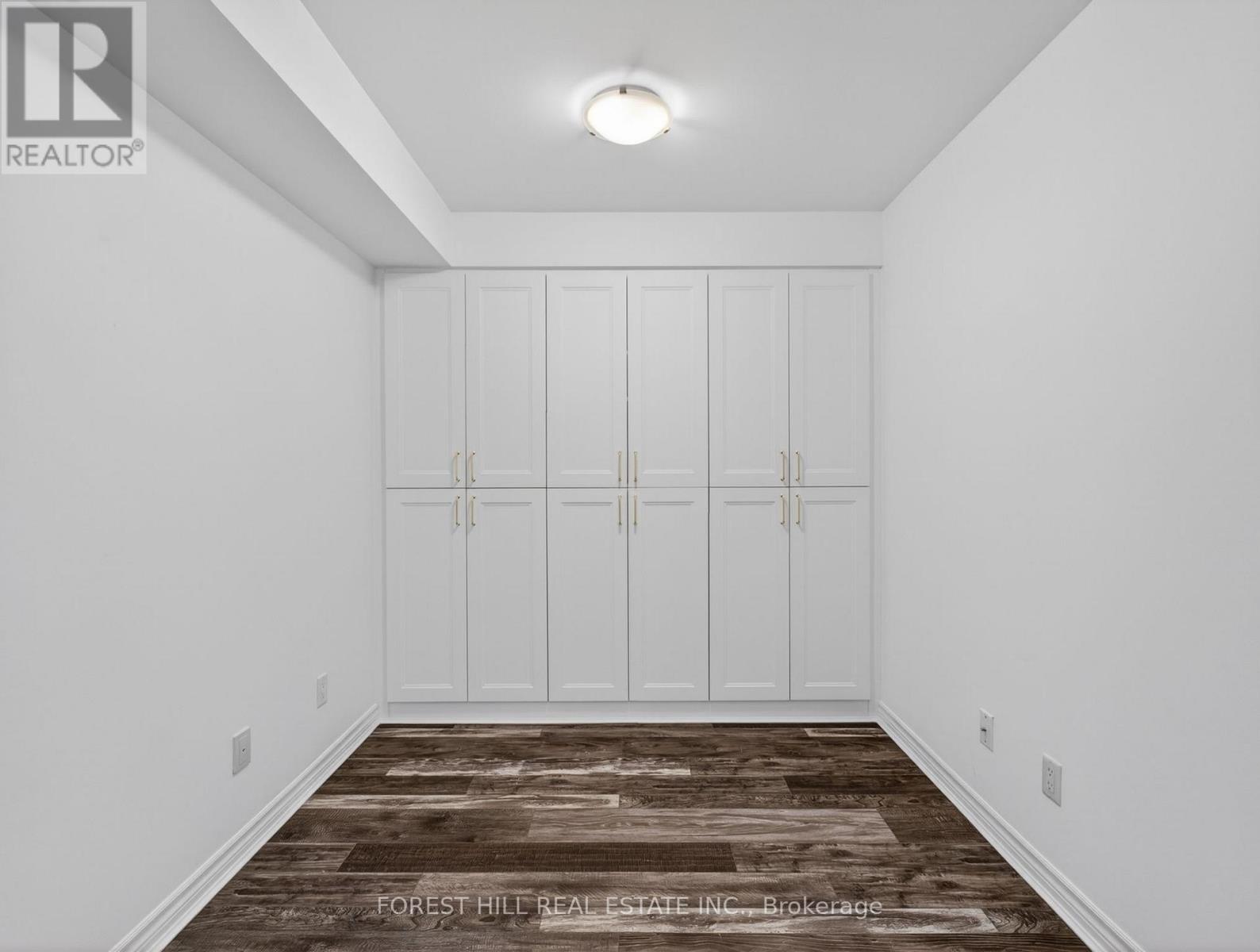 224 - 35 Saranac Boulevard, Toronto, Ontario  M6A 2G4 - Photo 3 - C13018930