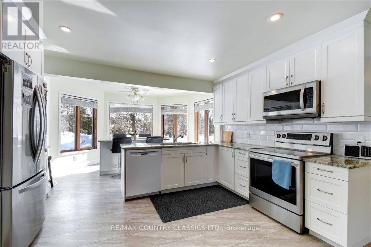 37 Golfview Drive, Bancroft, Ontario  K0L 1C0 - Photo 13 - X12823160