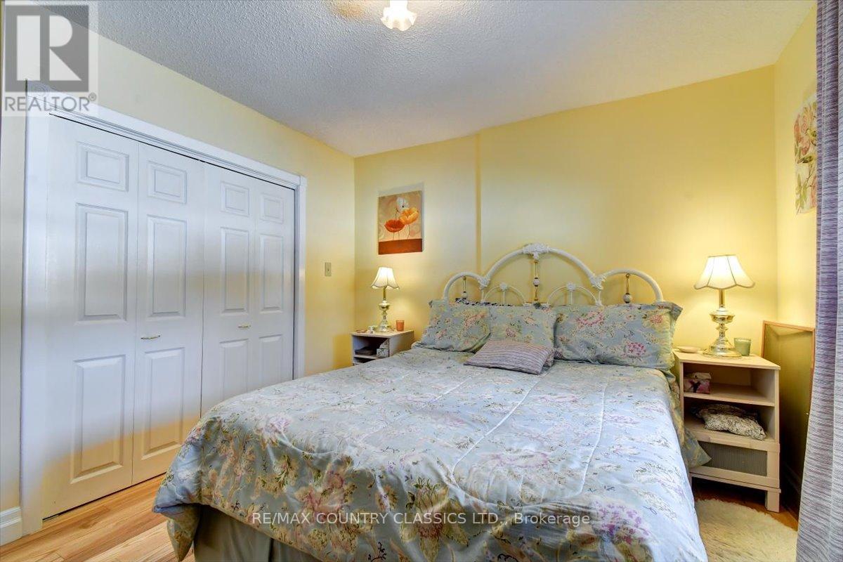 37 Golfview Drive, Bancroft, Ontario  K0L 1C0 - Photo 27 - X12823160