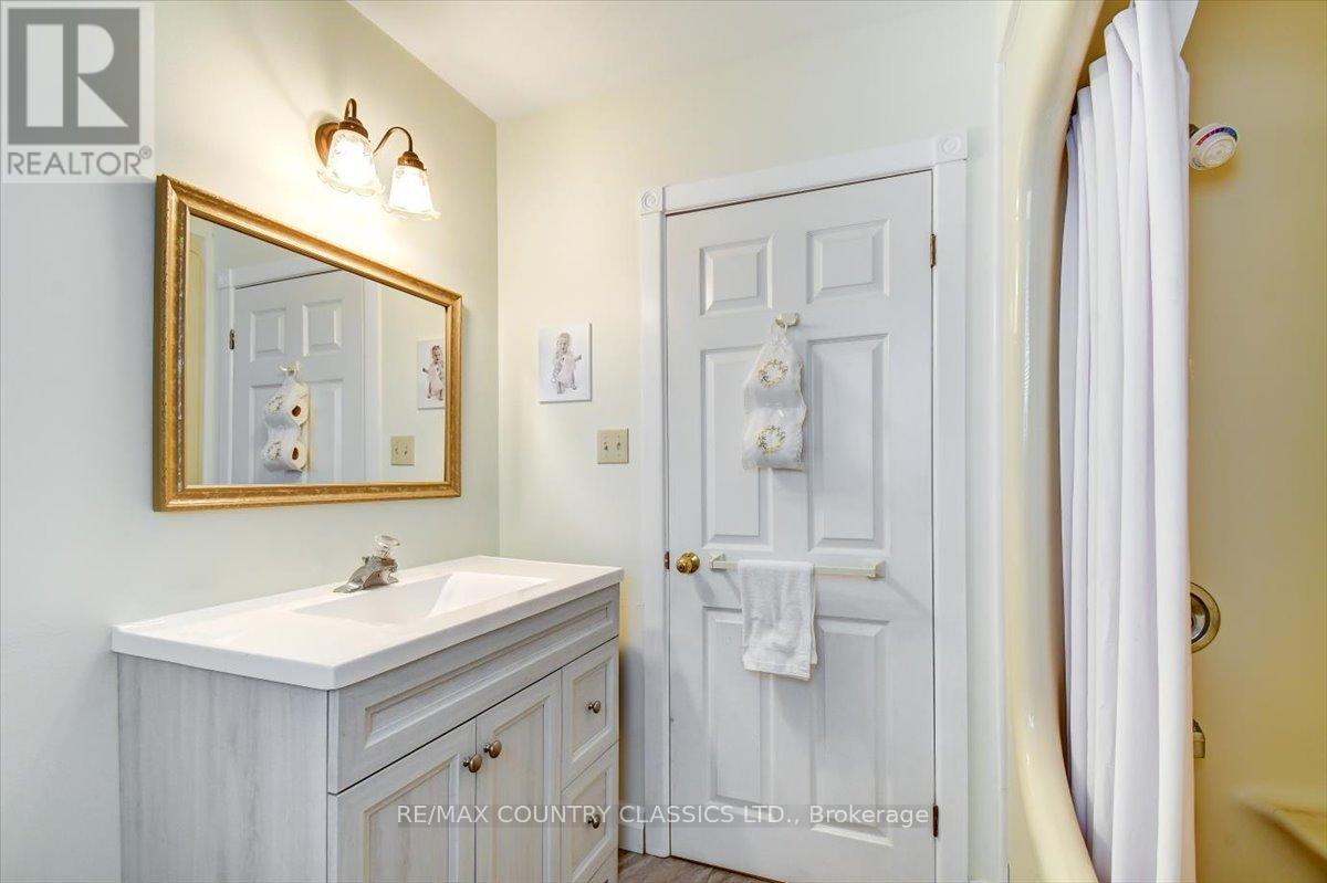 37 Golfview Drive, Bancroft, Ontario  K0L 1C0 - Photo 31 - X12823160