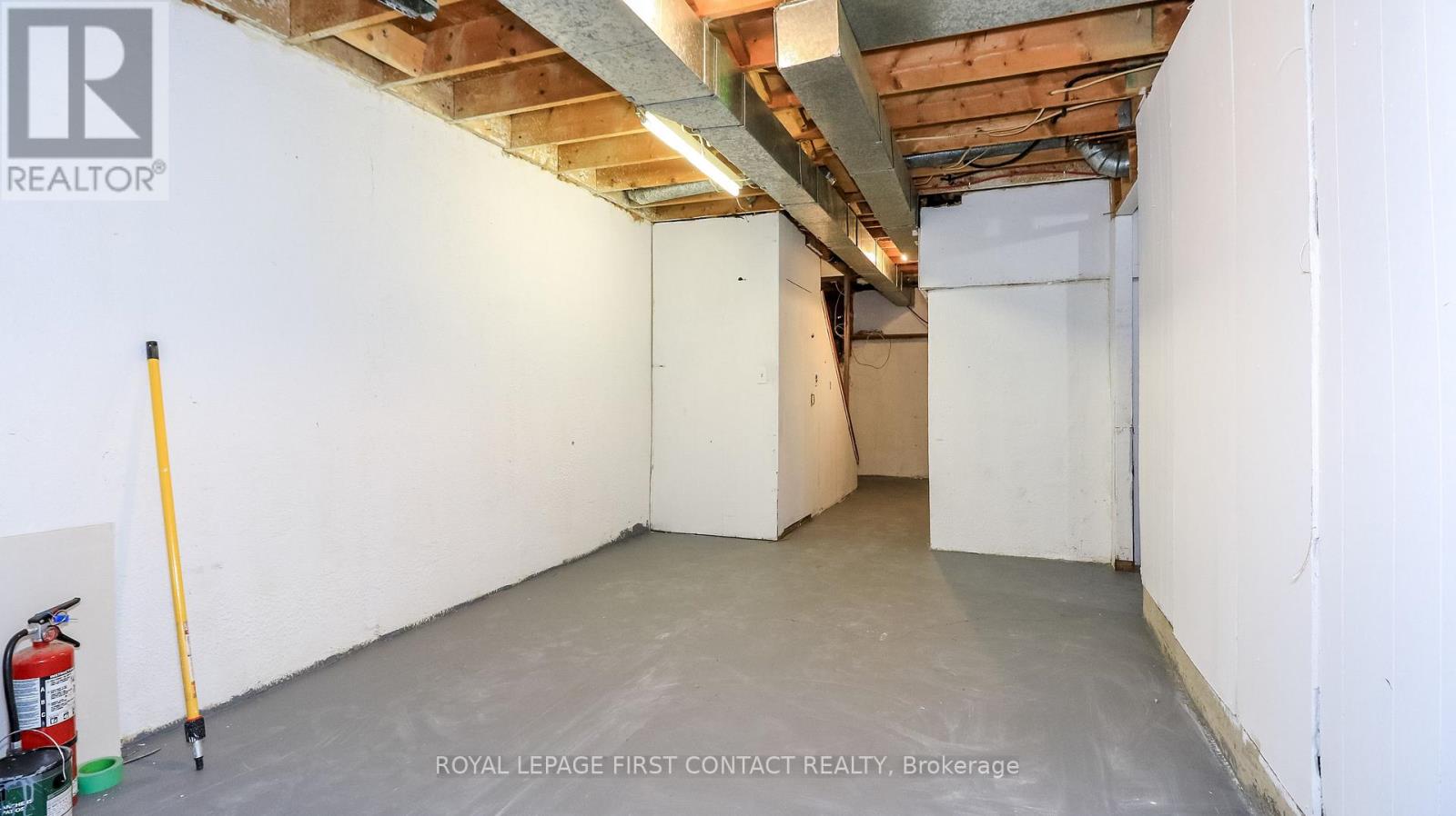 Unit #10 - 261 Rose Street, Barrie, Ontario  L4M 2V3 - Photo 32 - S12833614