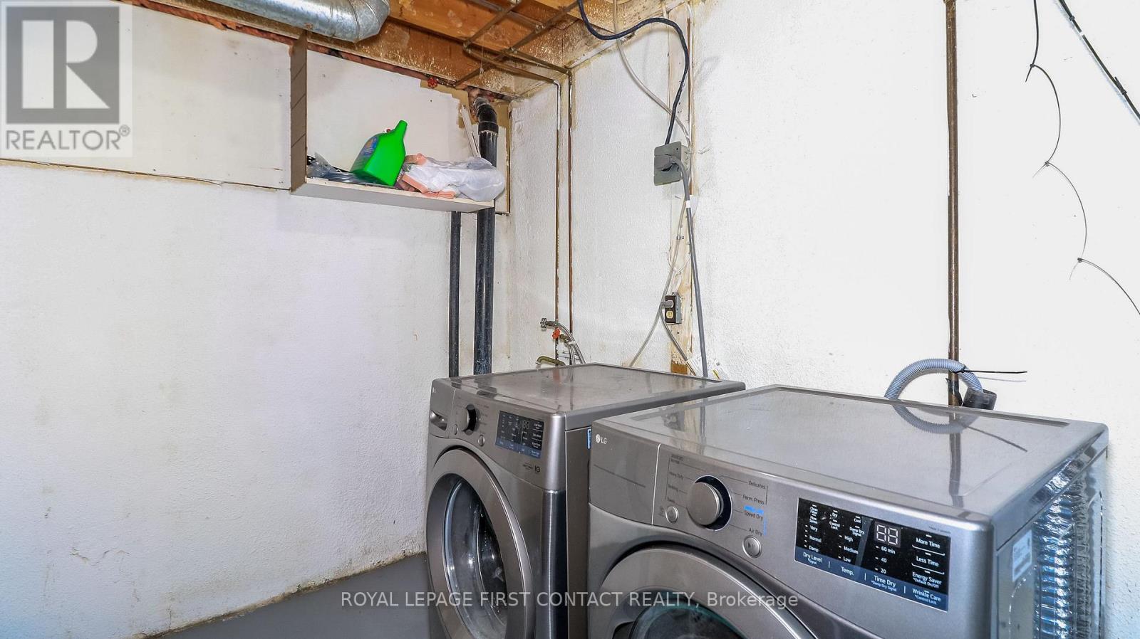 Unit #10 - 261 Rose Street, Barrie, Ontario  L4M 2V3 - Photo 35 - S12833614