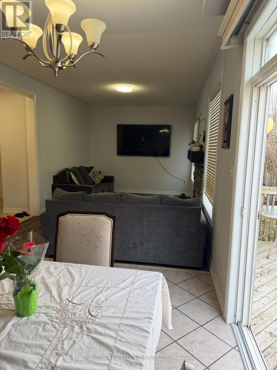 39 Hurst Street, Halton Hills, Ontario  L7J 2Z8 - Photo 24 - W13014830