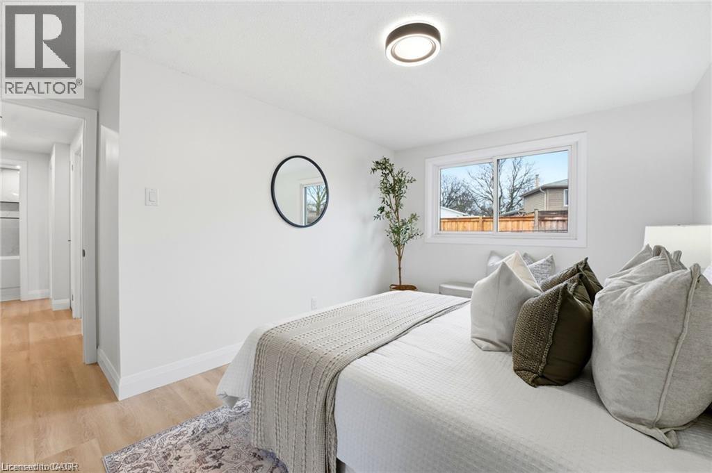 114 Christopher Drive, Waterloo, Ontario  N2J 4J7 - Photo 12 - 40822943