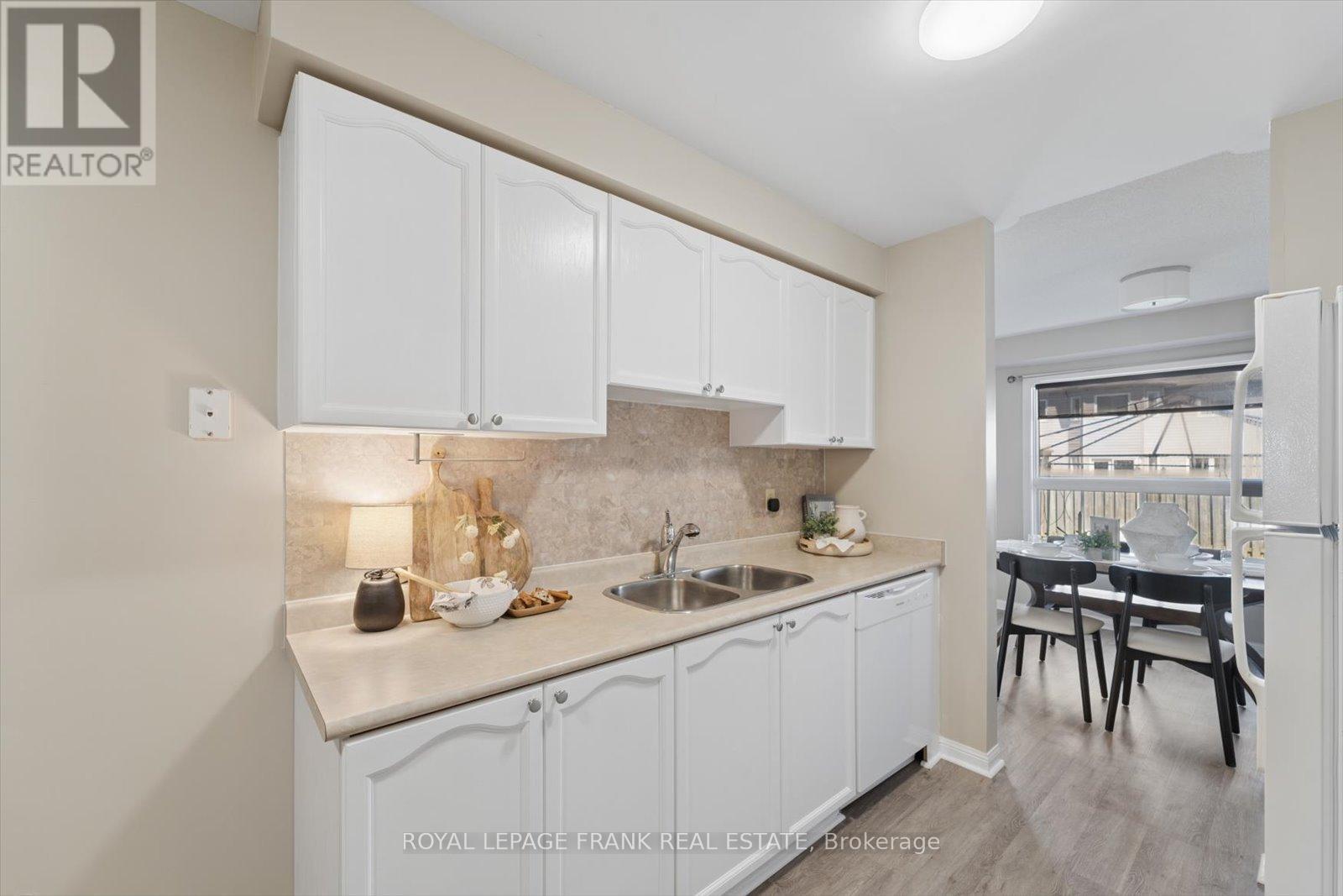 48 Shady Lane Crescent, Clarington, Ontario  L1C 5B2 - Photo 10 - E13026630