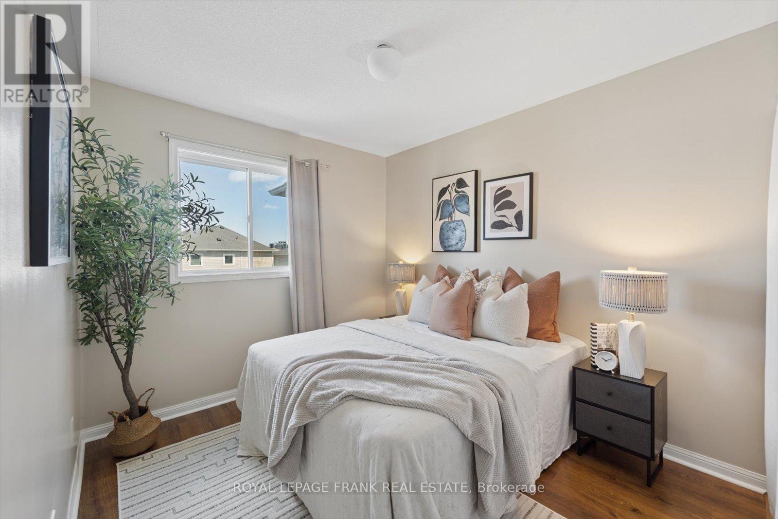 48 Shady Lane Crescent, Clarington, Ontario  L1C 5B2 - Photo 16 - E13026630