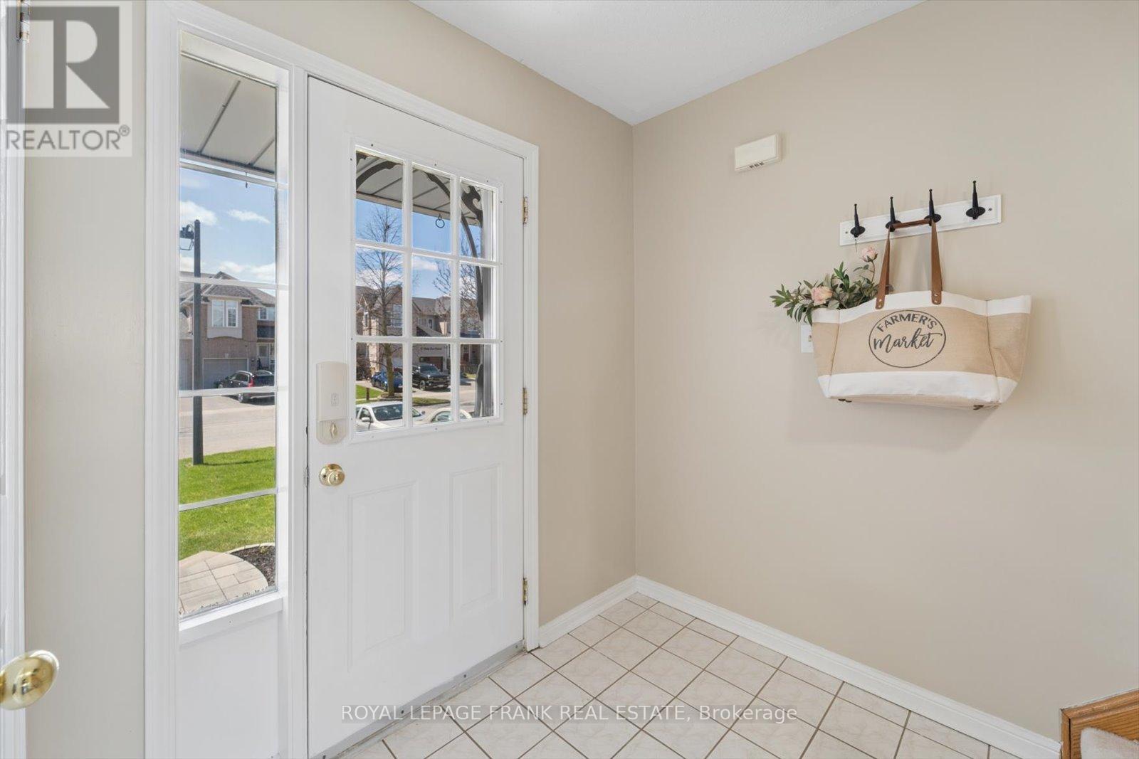 48 Shady Lane Crescent, Clarington, Ontario  L1C 5B2 - Photo 3 - E13026630