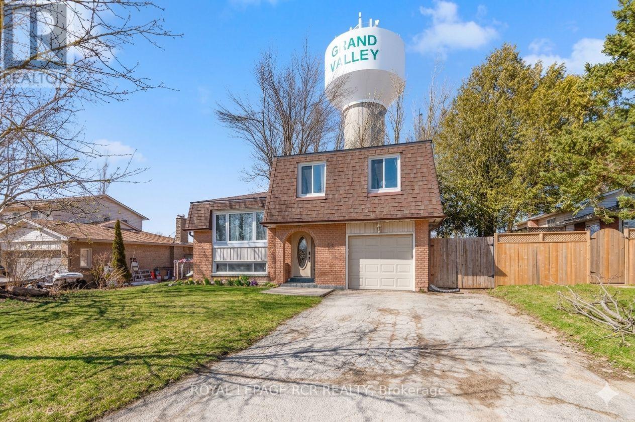 12 LUTHER ROAD, East Luther Grand Valley, Ontario