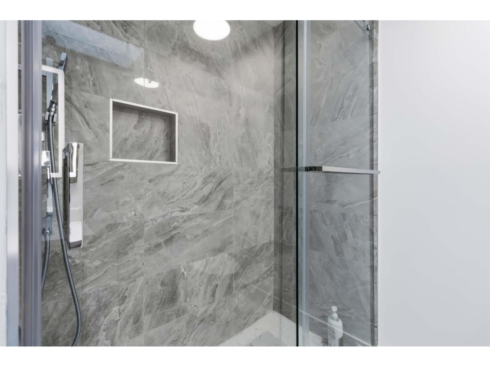 8635 Sunrise Drive, Chilliwack Mountain, Chilliwack, British Columbia  V2R 3H9 - Photo 23 - R3112787