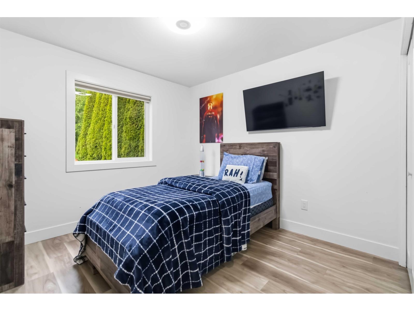 8635 Sunrise Drive, Chilliwack Mountain, Chilliwack, British Columbia  V2R 3H9 - Photo 21 - R3112787