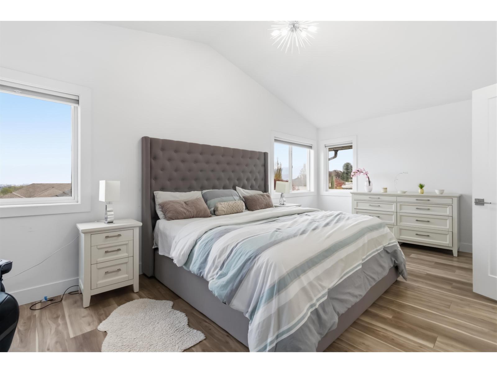 8635 Sunrise Drive, Chilliwack Mountain, Chilliwack, British Columbia  V2R 3H9 - Photo 16 - R3112787