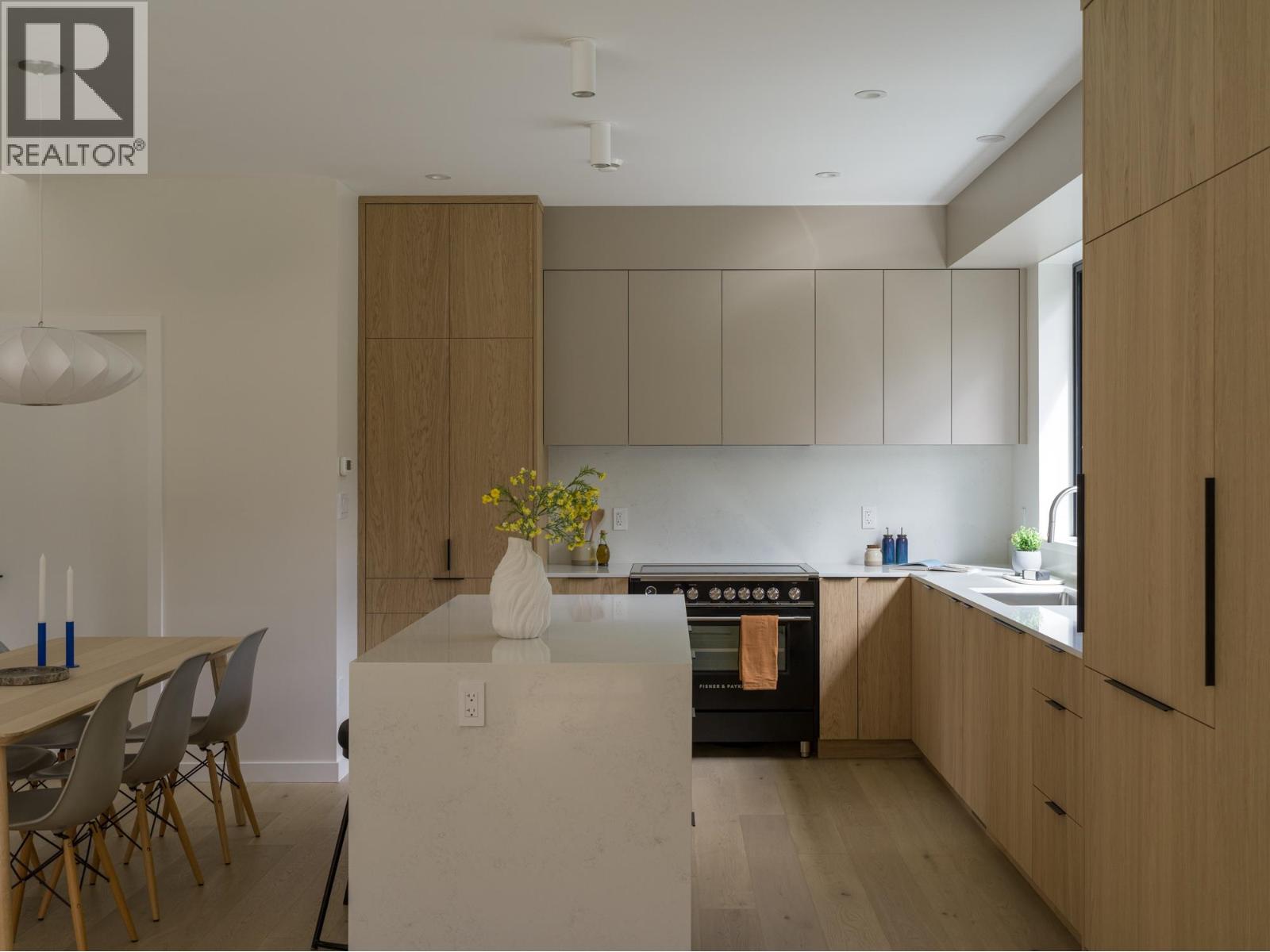 3679 St Catherines Street, Vancouver, British Columbia  V5V 1S3 - Photo 9 - R3113964