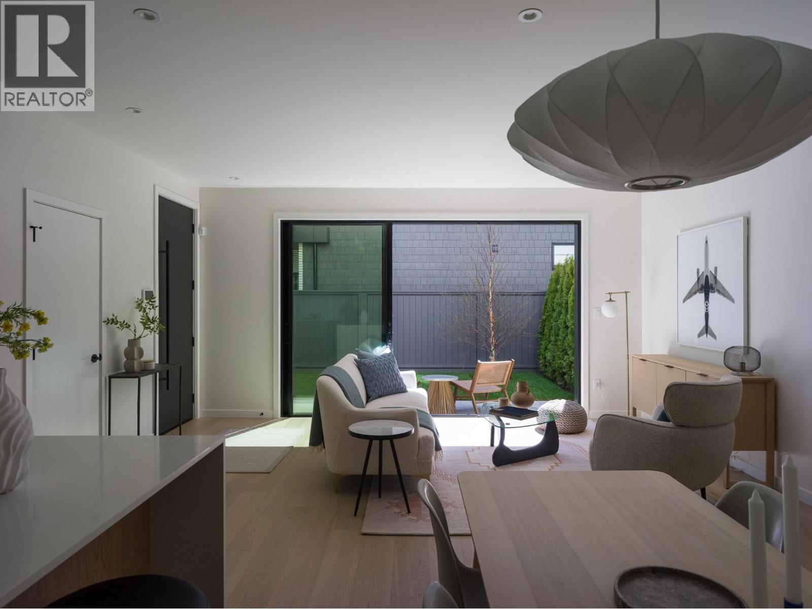 3679 St Catherines Street, Vancouver, British Columbia  V5V 1S3 - Photo 4 - R3113964