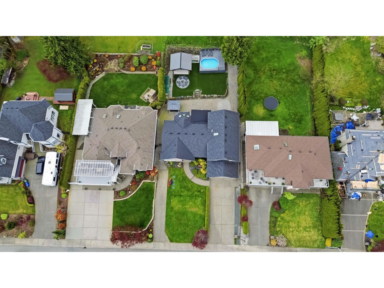 8635 Sunrise Drive, Chilliwack Mountain, Chilliwack, British Columbia  V2R 3H9 - Photo 38 - R3112787