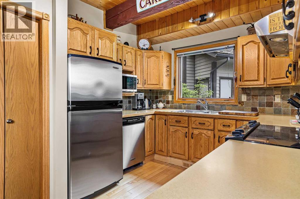 204 Grassi Place, Canmore, Alberta  T1W 2N3 - Photo 18 - A2303434