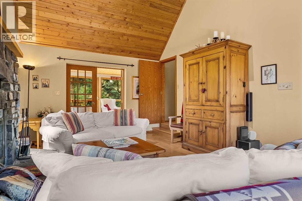 204 Grassi Place, Canmore, Alberta  T1W 2N3 - Photo 6 - A2303434