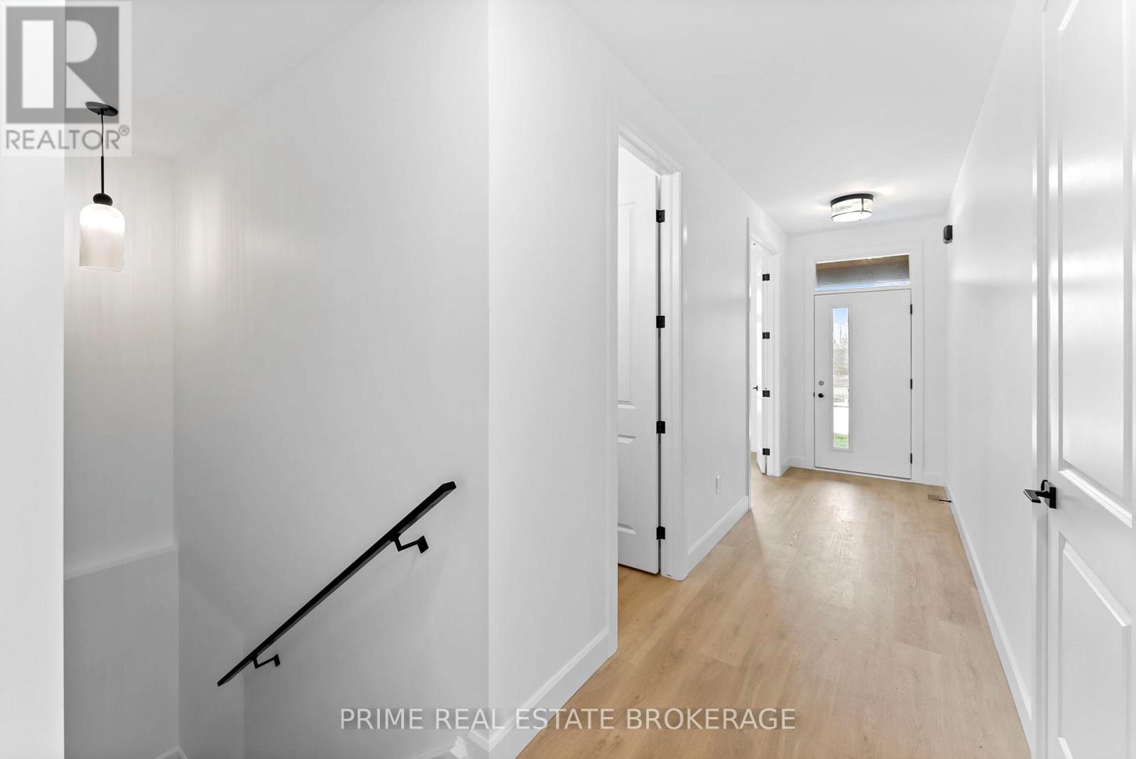 9 - 94 Coastal Crescent, Lambton Shores, Ontario  N0M 1T0 - Photo 9 - X13026396