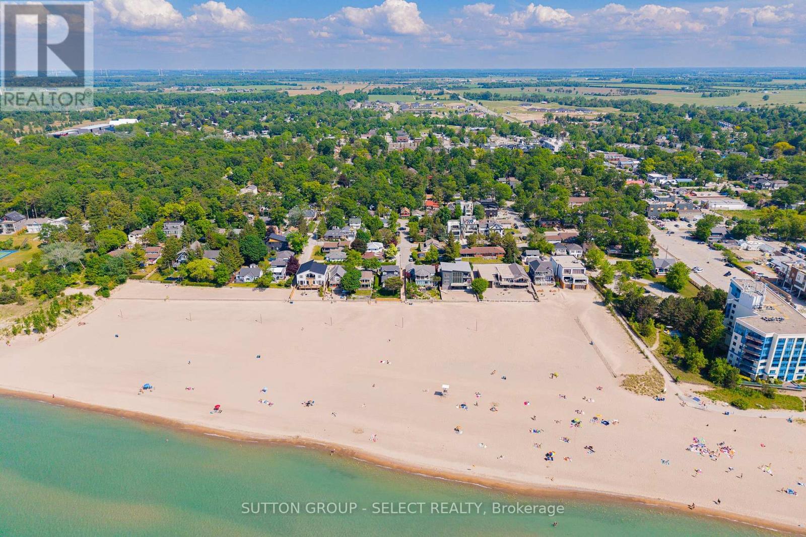 10142 Pinery Bluffs Road, Lambton Shores, Ontario  N0M 1T0 - Photo 23 - X13026646