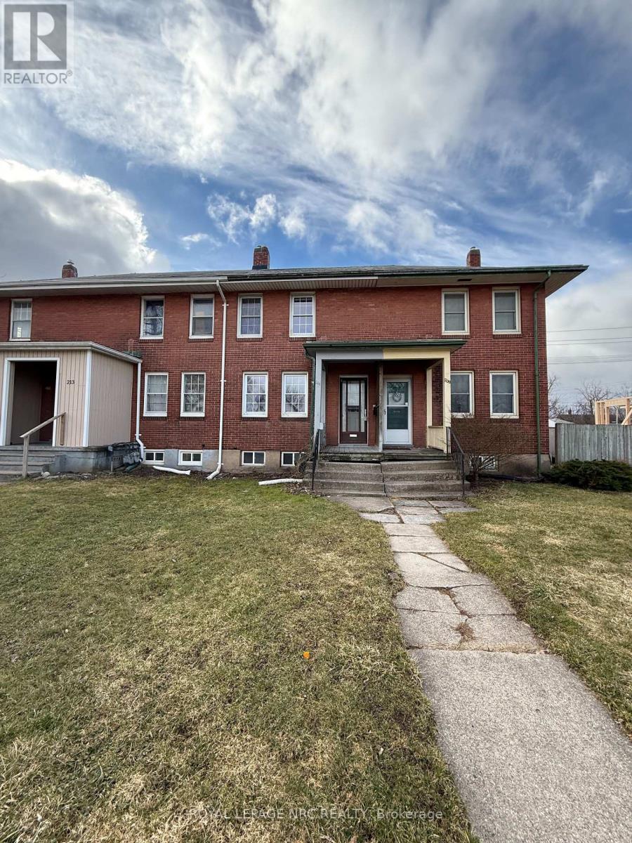 211 Lincoln Street, Welland, Ontario  L3B 4M8 - Photo 21 - X12829514