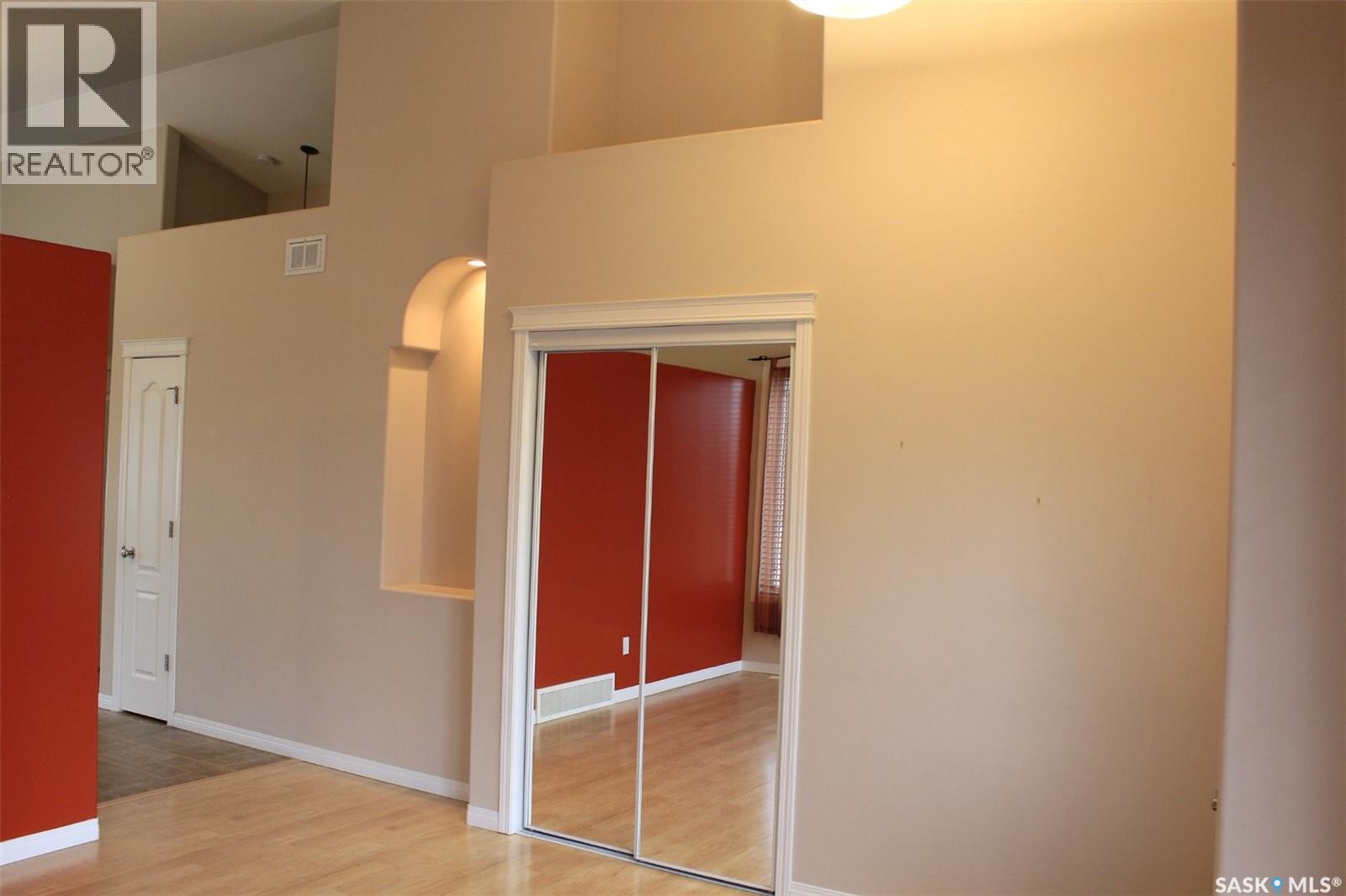 218 802 Heritage Crescent, Saskatoon, Saskatchewan  S7H 5T3 - Photo 12 - SK033470