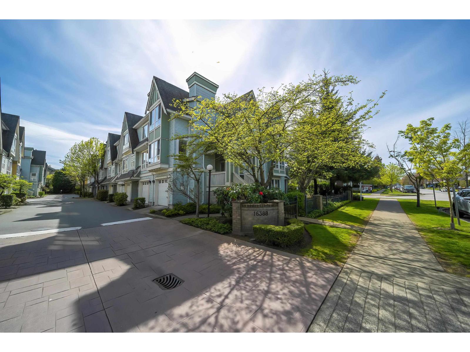 1 16388 85 AVENUE, Surrey, British Columbia