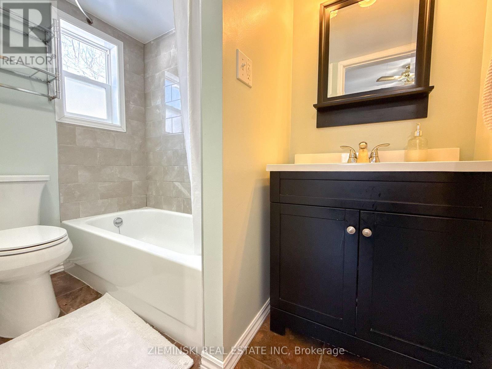 208 Mcdougall Avenue, Timmins, Ontario  P0N 1H0 - Photo 10 - T13026428